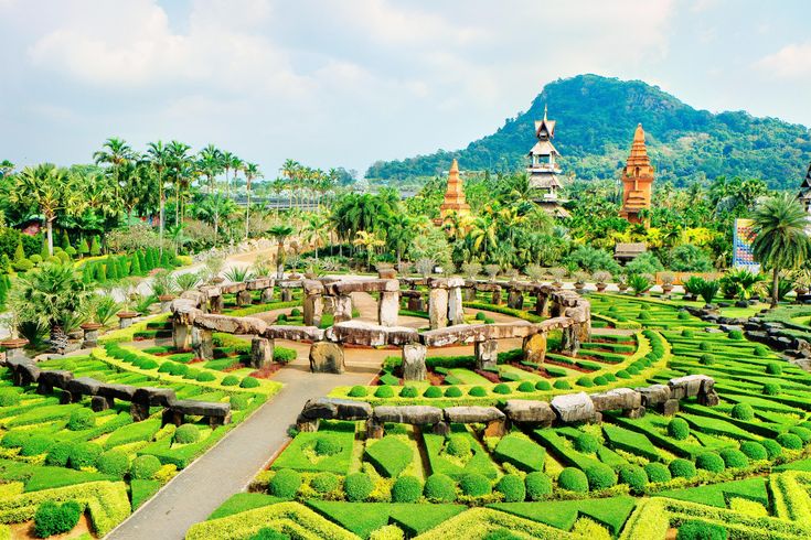 Nong Nooch Tropical Garden landscaped grounds